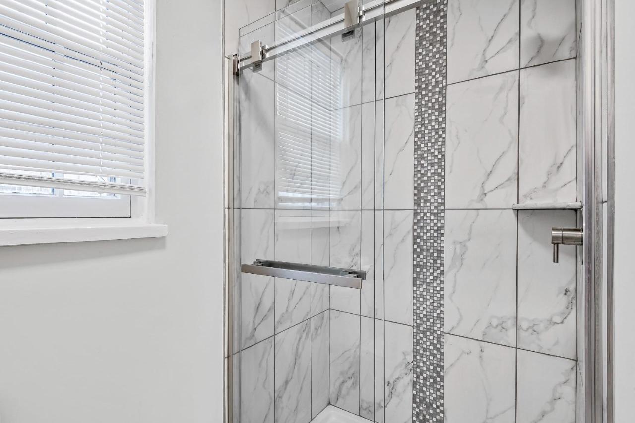 Fashionable 2Br In Downtown Location W Work Area Διαμέρισμα Χάρισμπουργκ Εξωτερικό φωτογραφία